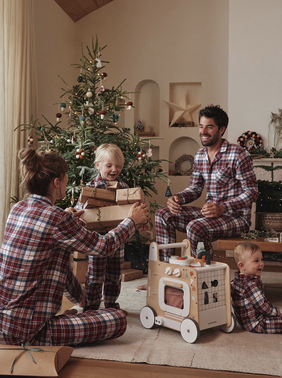 https://kids-avenue.com.ua/pages/gallery/6863/Знімок екрана 2023-11-15 о 14.45.42.jpg